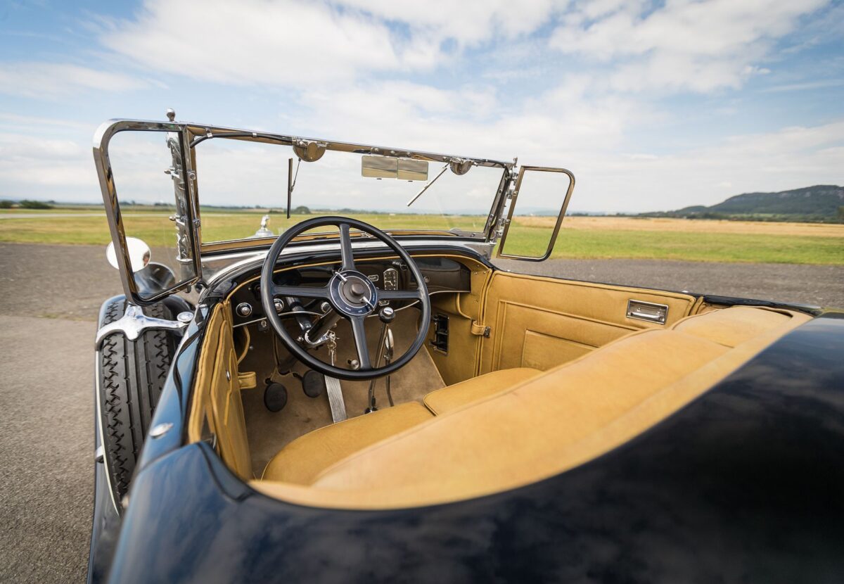 1931_pierce-arrow_42_dual_cowl_sport_phaeton-40