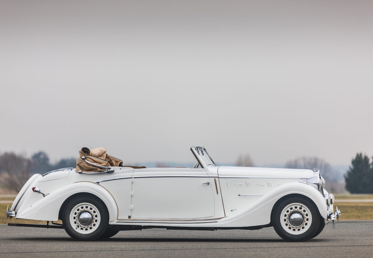 1937_delage_d6-70_cabriolet_by_henri_chapron_04