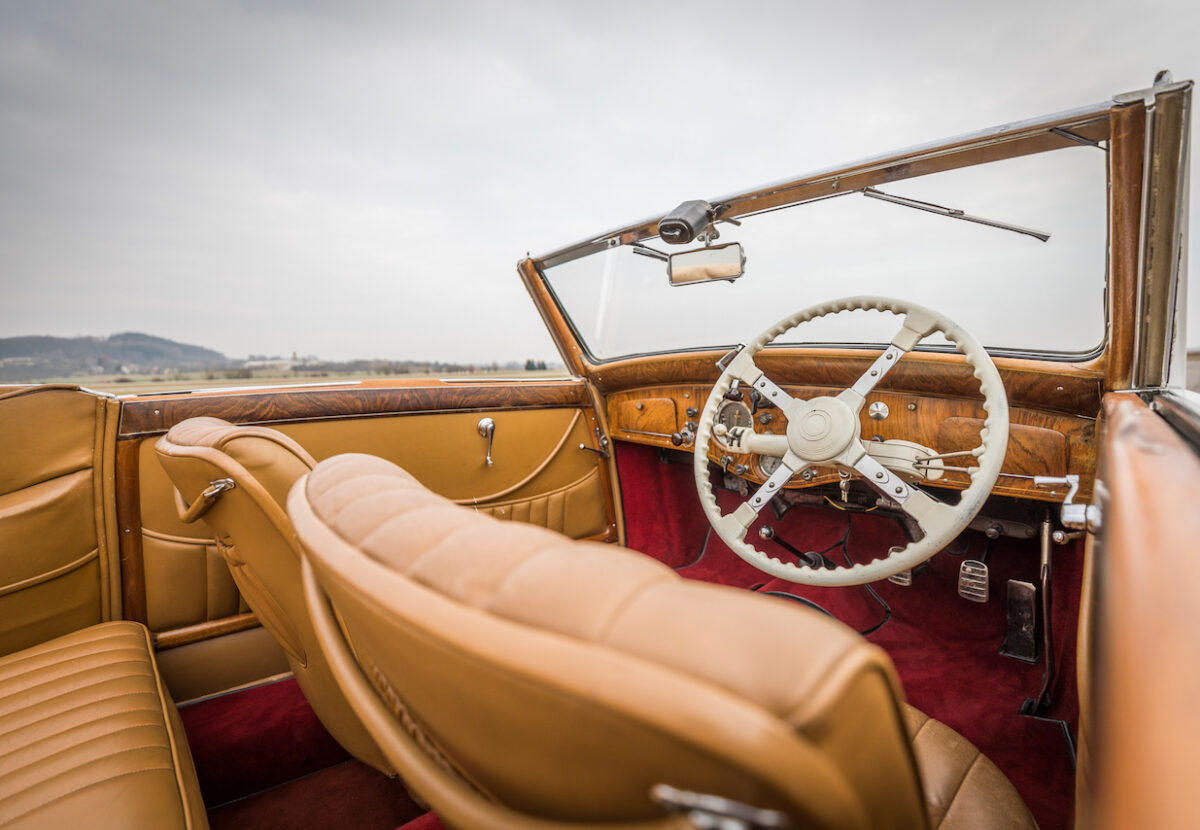 1937_delage_d6-70_cabriolet_by_henri_chapron_09