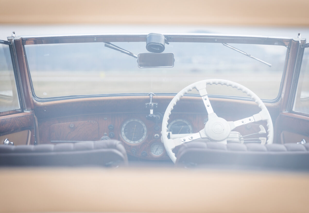 1937_delage_d6-70_cabriolet_by_henri_chapron_10