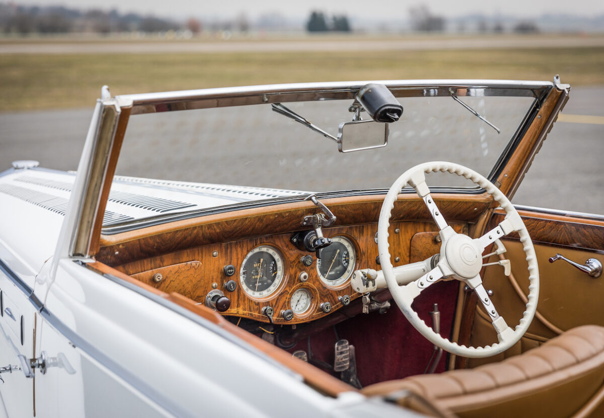 1937_delage_d6-70_cabriolet_by_henri_chapron_12