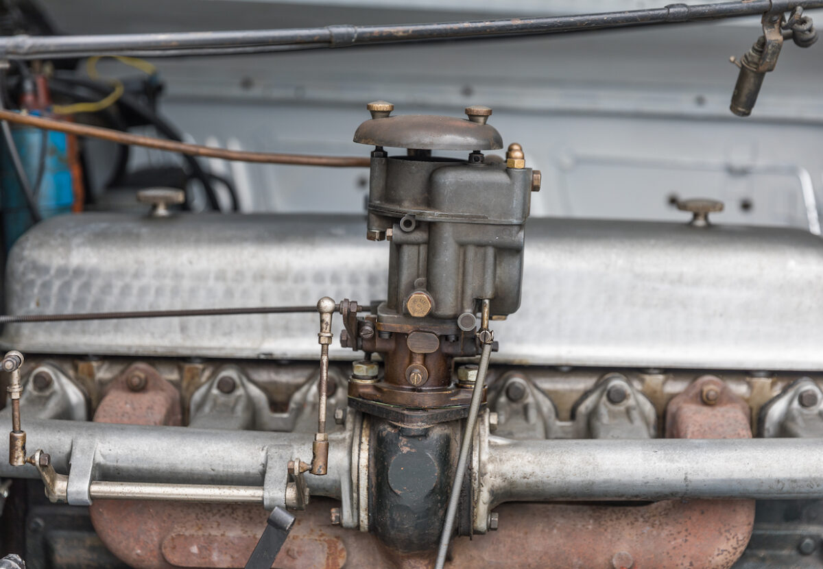 1937_delage_d6-70_cabriolet_by_henri_chapron_18