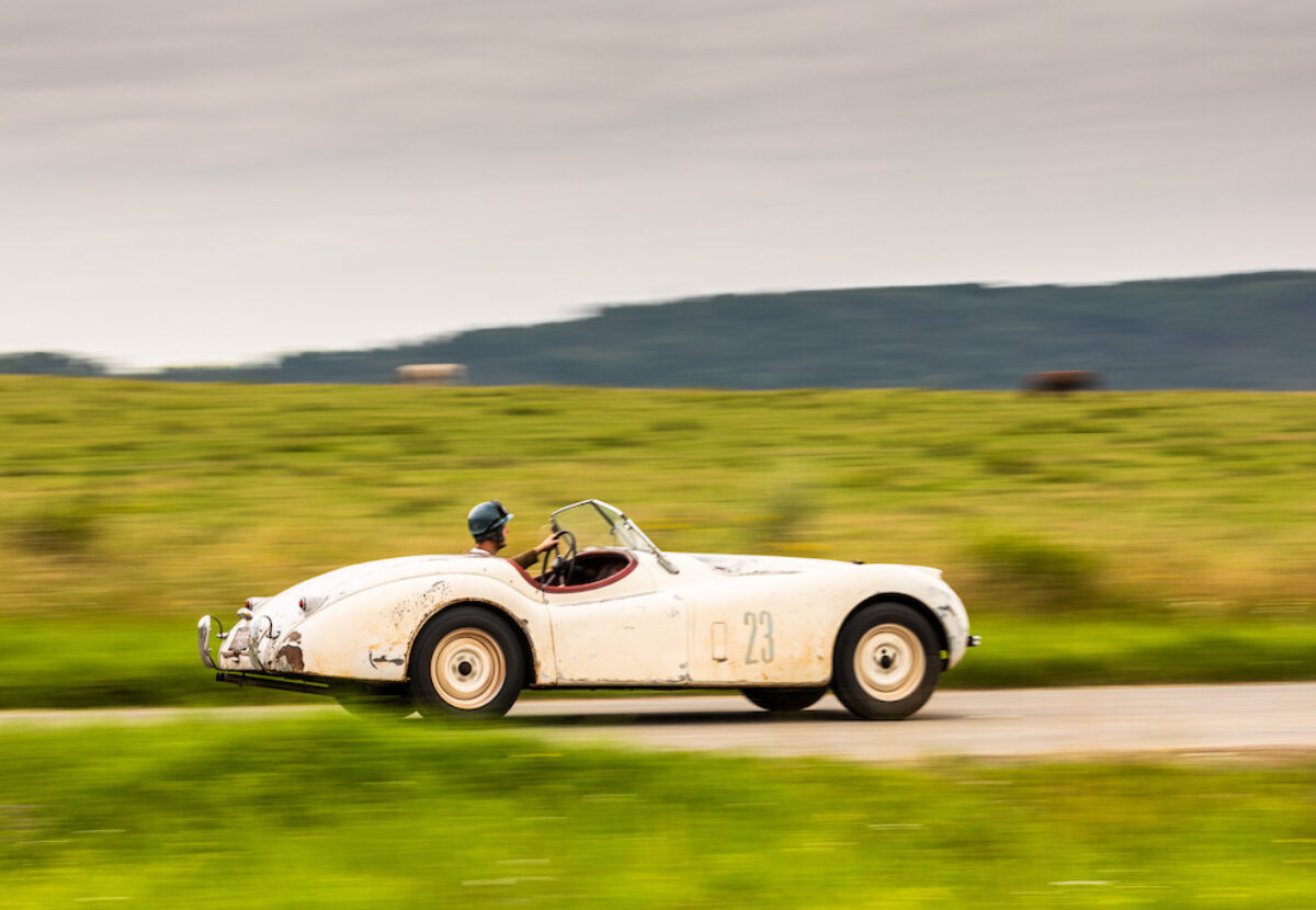 1954_Jaguar_XK120_005