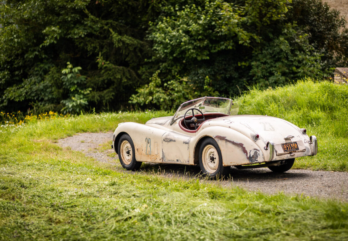 1954_Jaguar_XK120_012