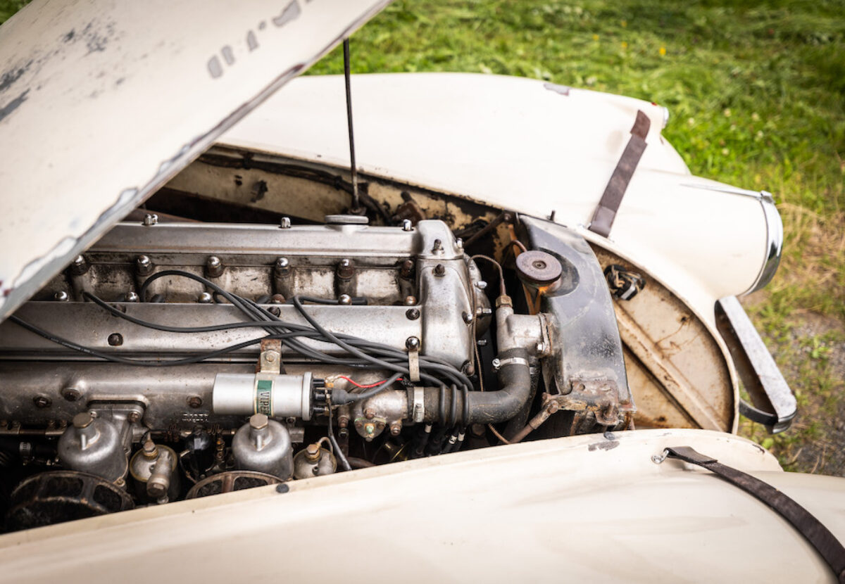 1954_Jaguar_XK120_033