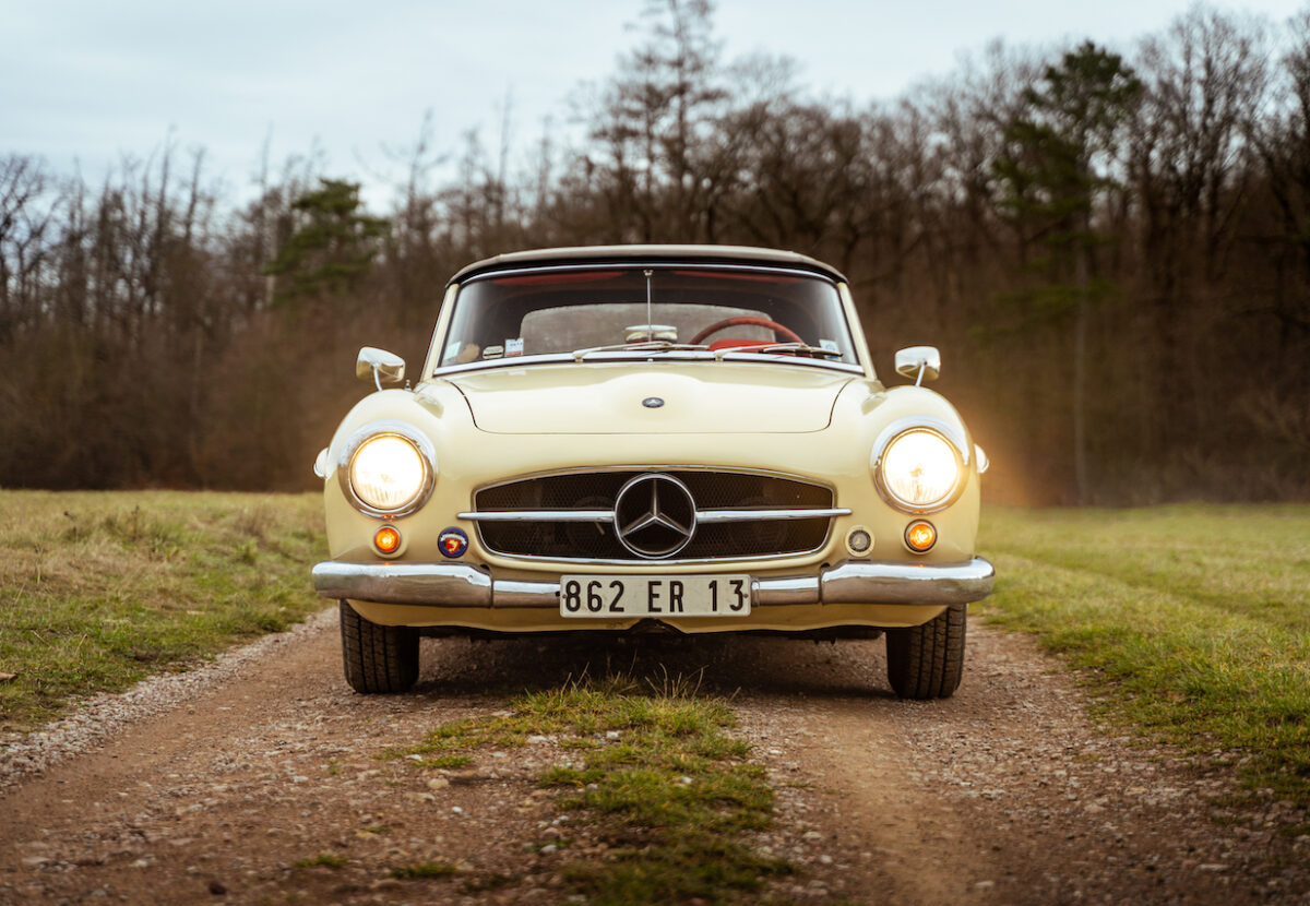 Mercedes-190SL-1