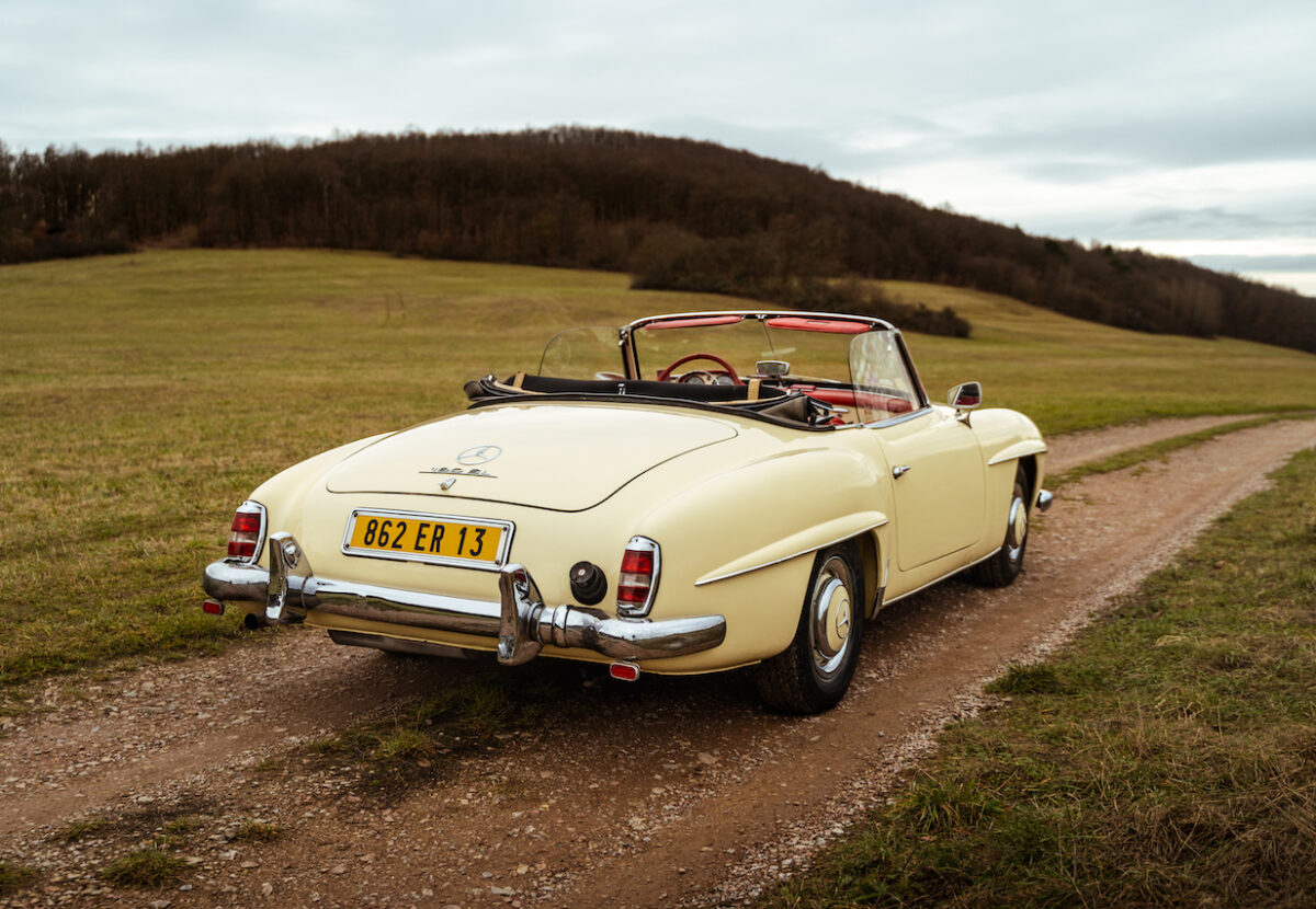 Mercedes-190SL-12-1