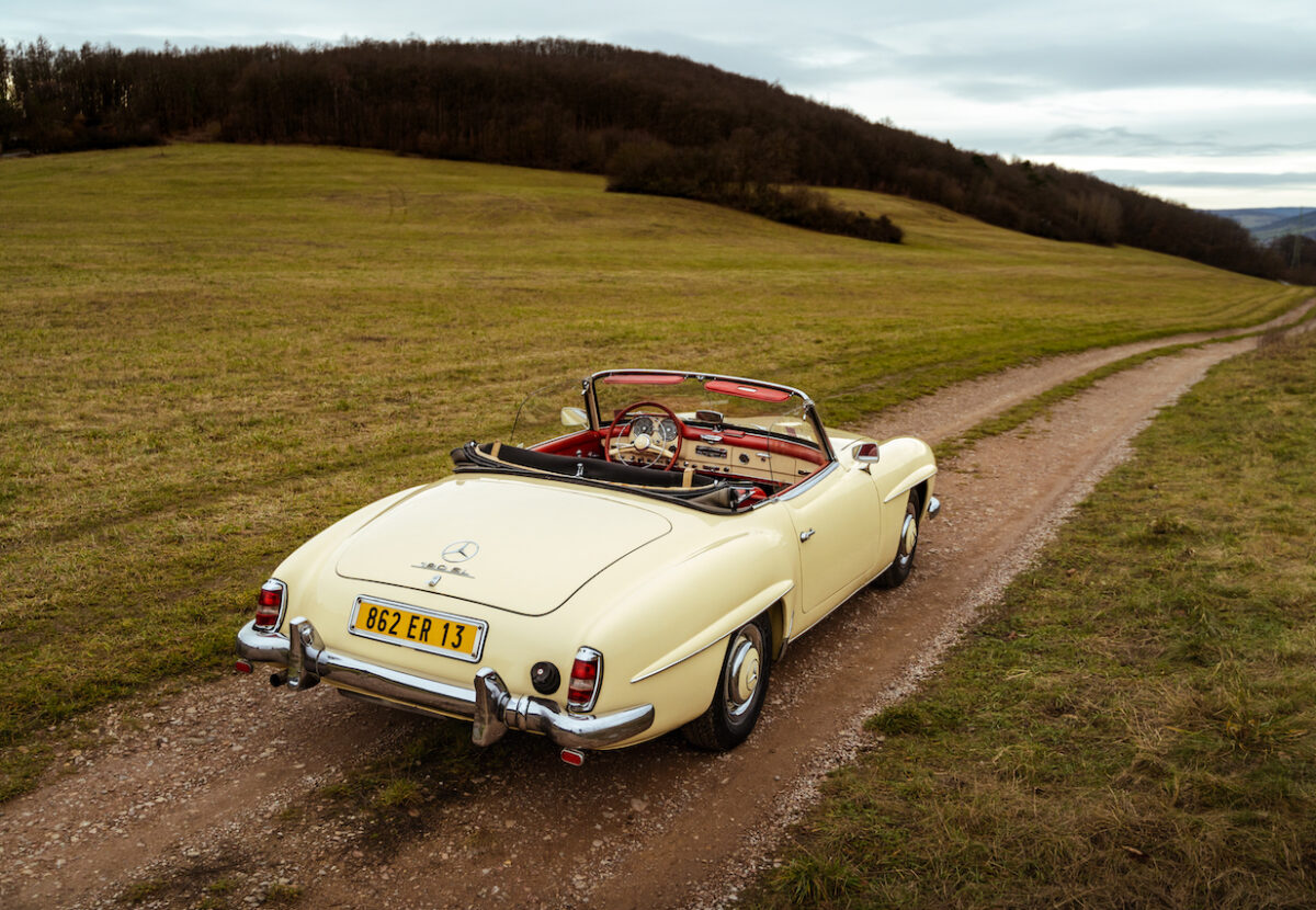 Mercedes-190SL-12-2