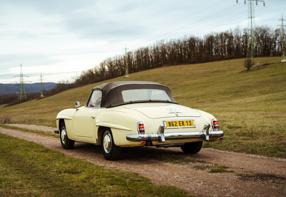 Mercedes-190SL-8