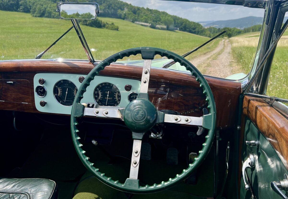 Delahaye 135M by Chapron 28